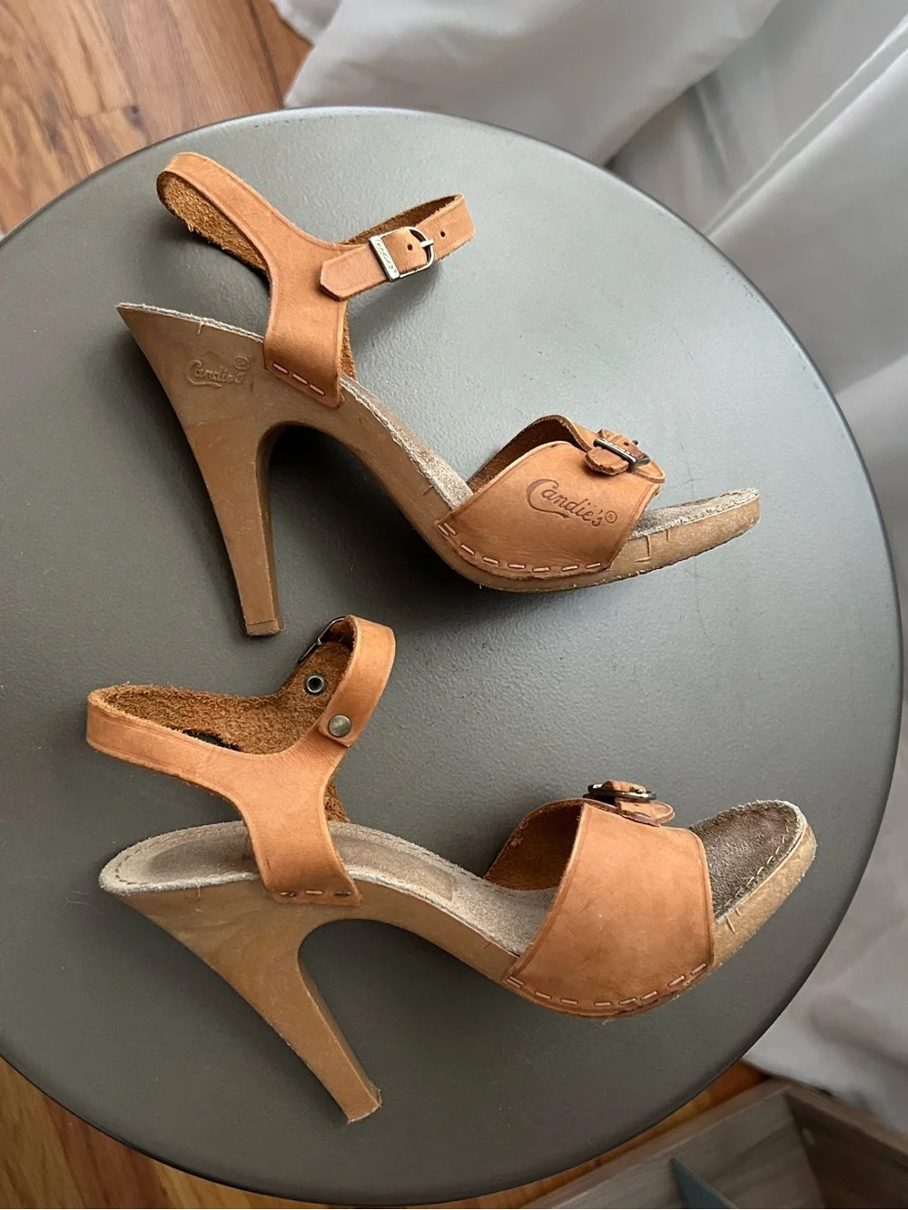 Vintage Candies Tan Leather High Heel Buckle Sandals